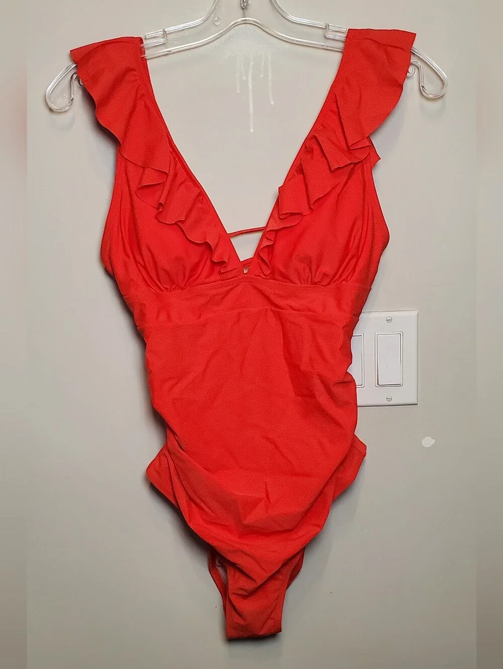 244. NWT - Cupshe -  V Neck One Piece Swimsuit Ruffled Lace Up Monokini - Picture 4 of 9